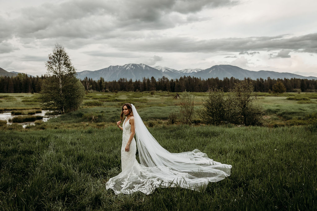 Bridal portraits near Glacier National Park