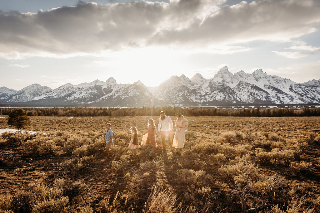 Family photo session in The Grand Tetons