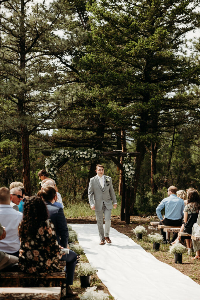 Rustic outdoor wedding ceremony at Summer Star Ranch