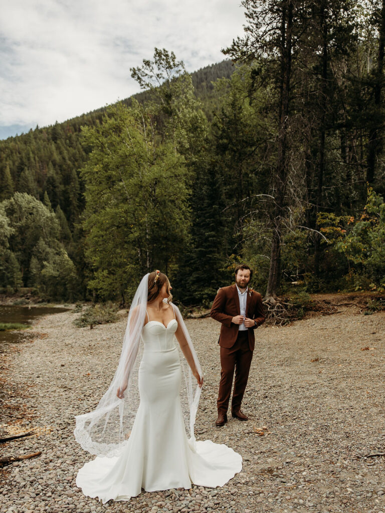 Bride and groom portraits in Montana