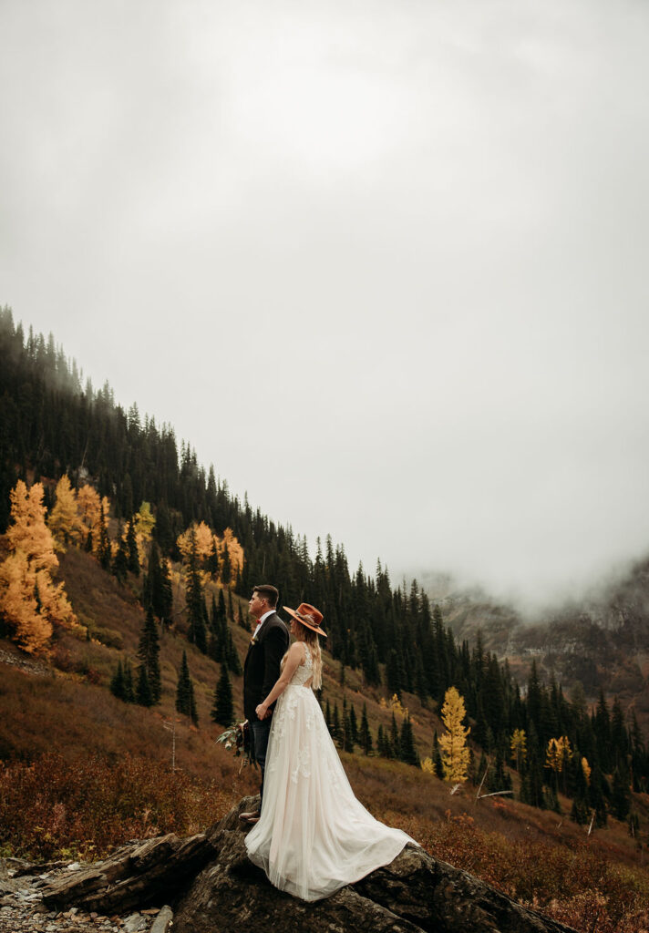 A fall elopement in Glacier National Park