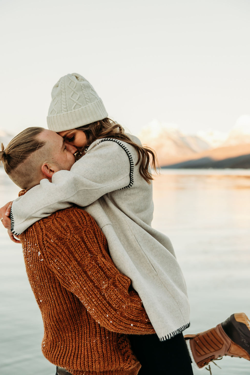 Intimate Winter Engagement Photo Shoot 4856