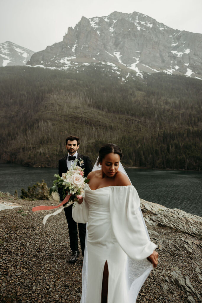 couple posing in gap for their elopement
