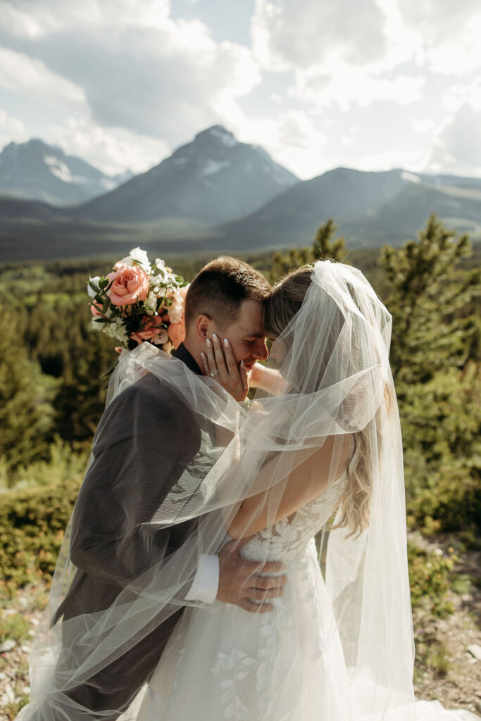 couple posing in gap for their elopement