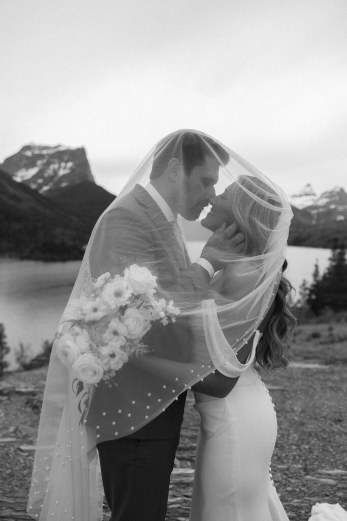 a destination elopement photoshoot in montana
