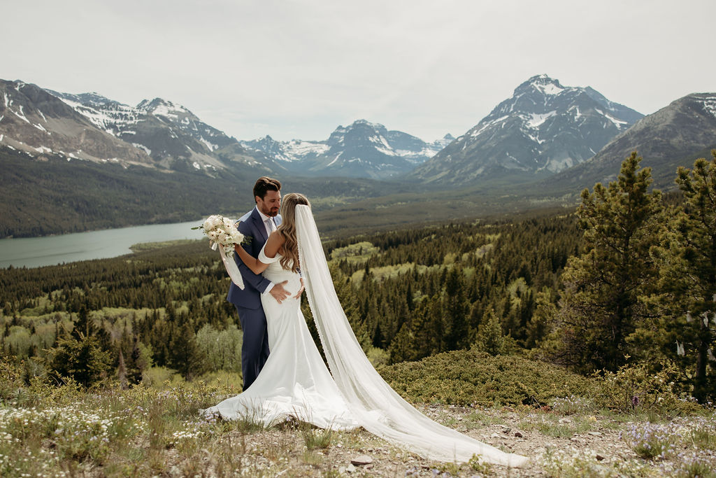 couple posing in gap for their elopement
