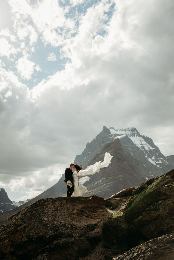 a destination elopement photoshoot in montana
