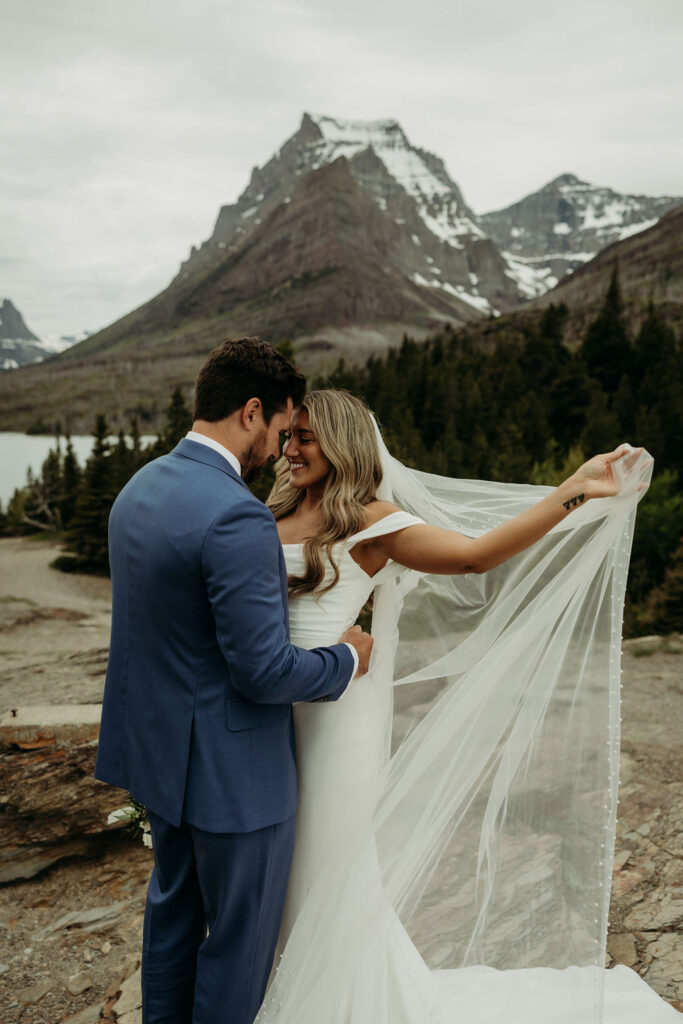 a gnp elopement session for couples
