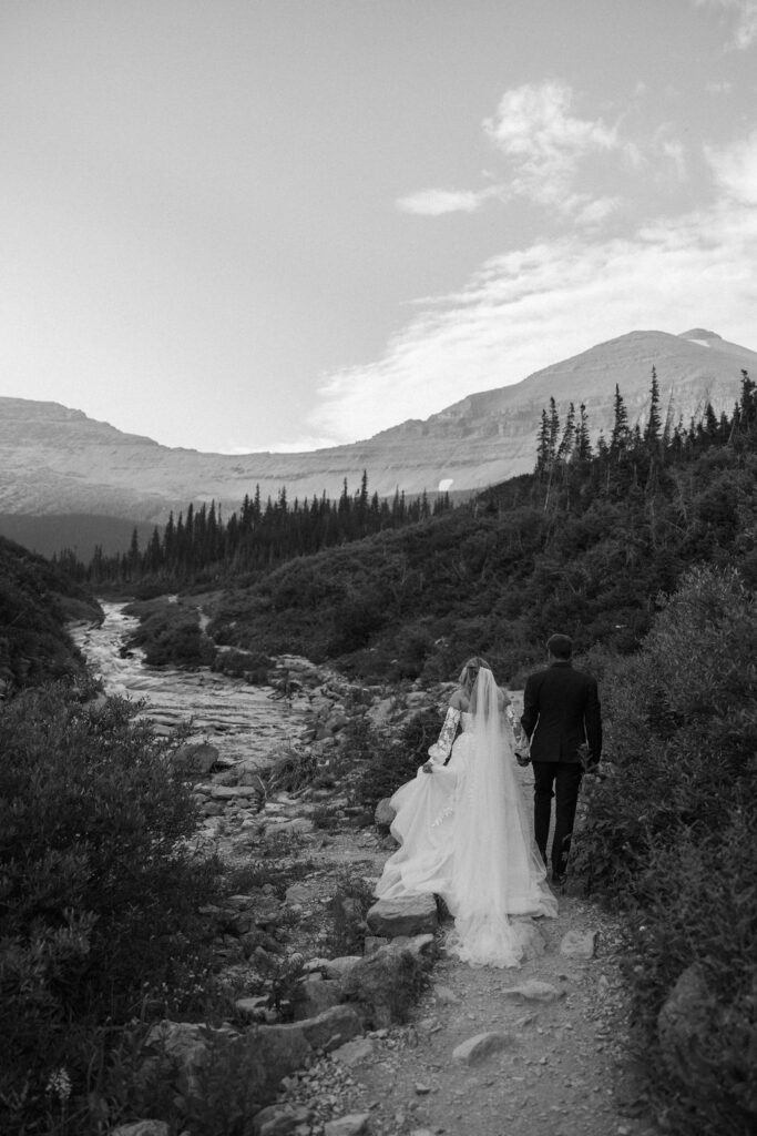 intimate elopement in montana
