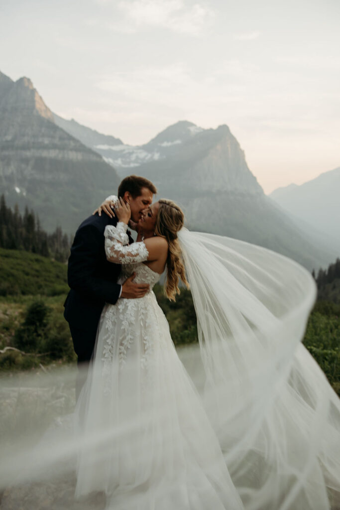 couple having an elopement in gnp
