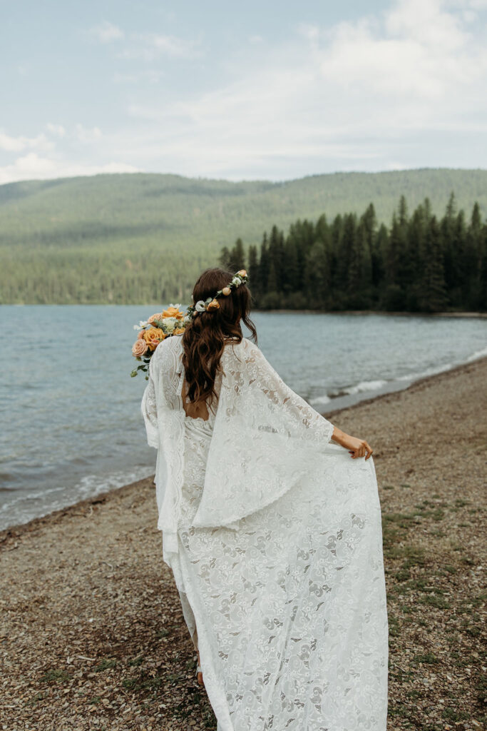 an outdoor elopement photoshoot in montana