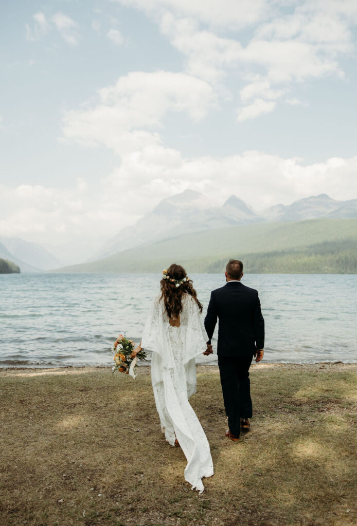 an outdoor elopement photoshoot in montana
