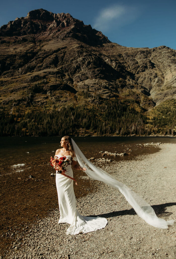 a fall elopement session in montana
