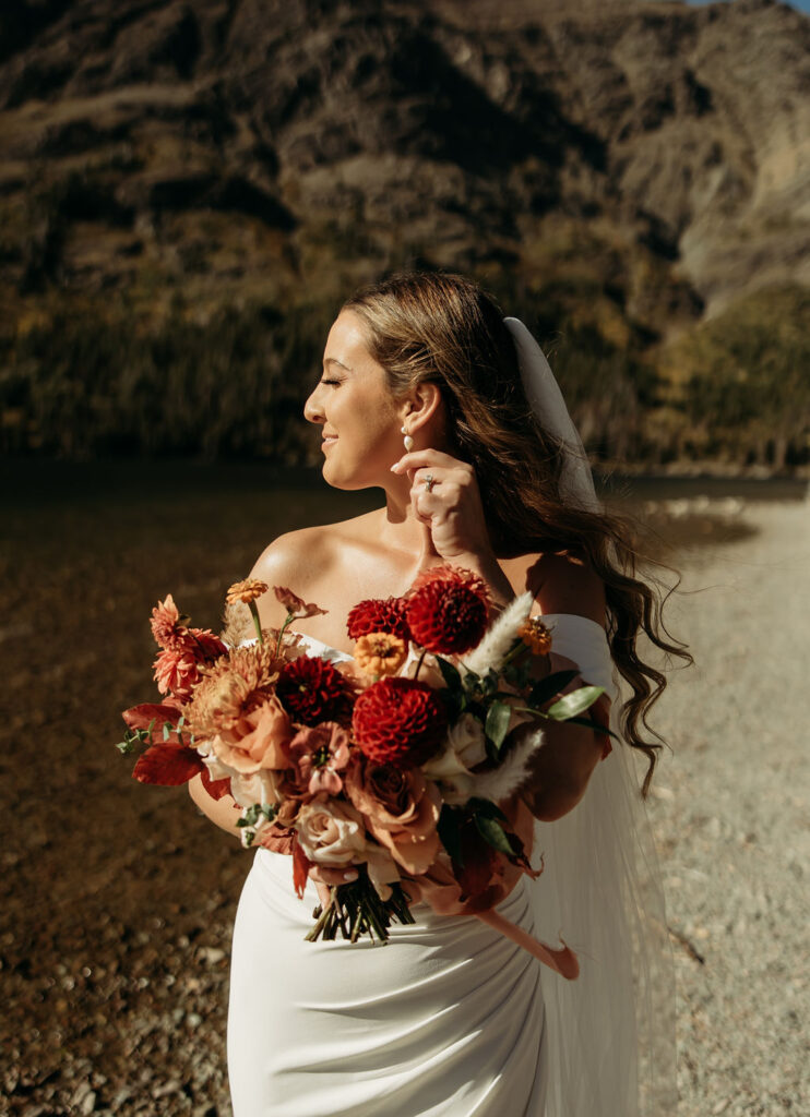 a fall elopement session in montana
