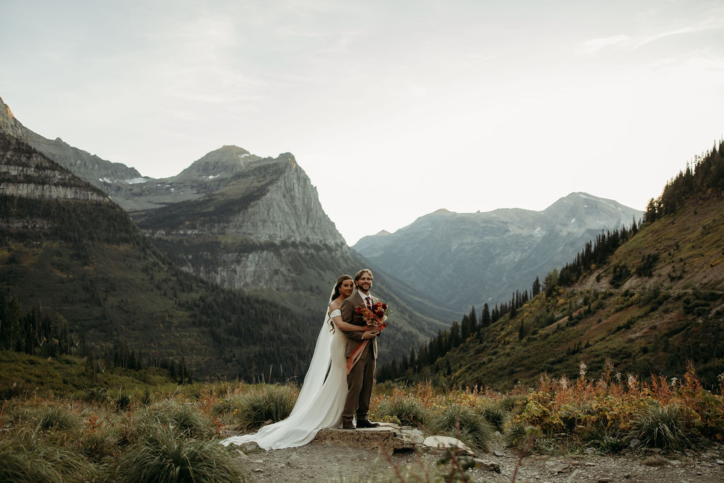 a fall elopement session in montana
