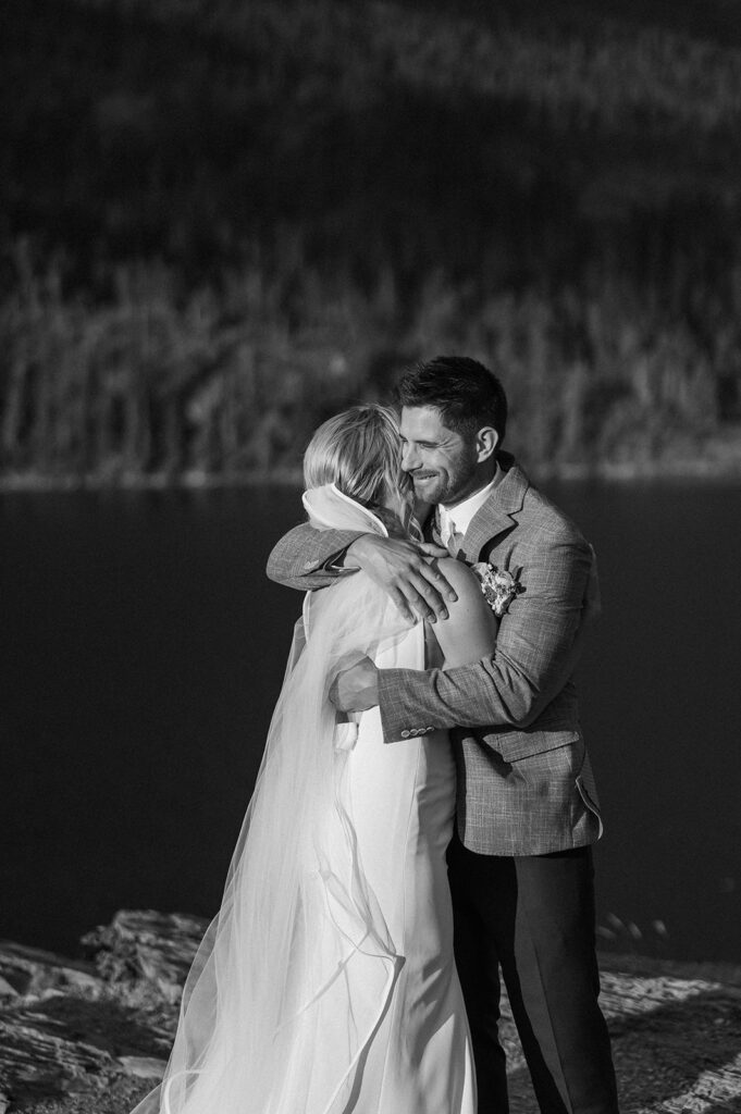 couple posing for elopement photos
