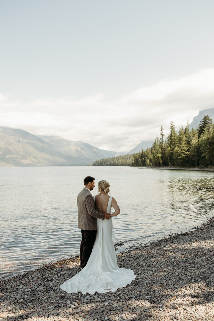 a romantic elopement photoshoot for couples
