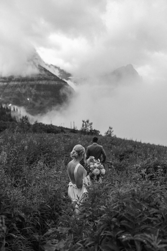 a sunrise elopement photoshoot in gnp
