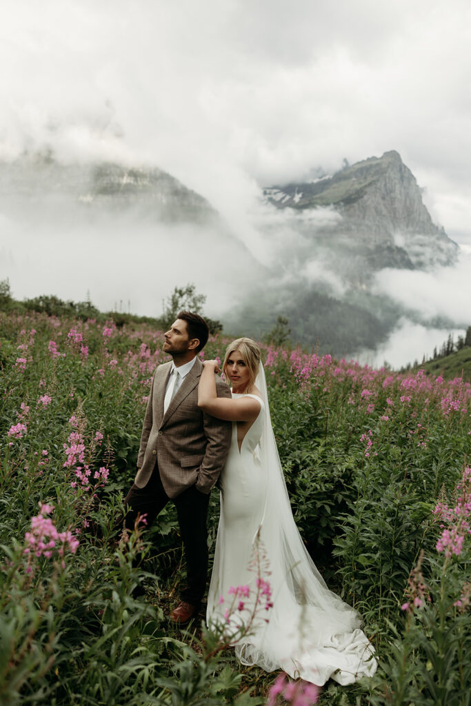 couple posing for elopement photos
