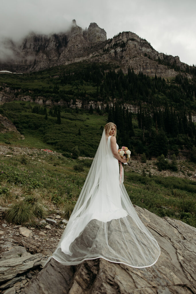 a sunrise elopement photoshoot in gnp
