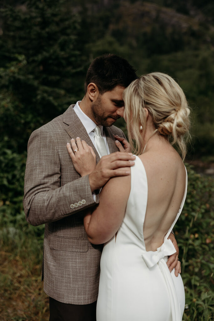 a sunrise elopement photoshoot in gnp
