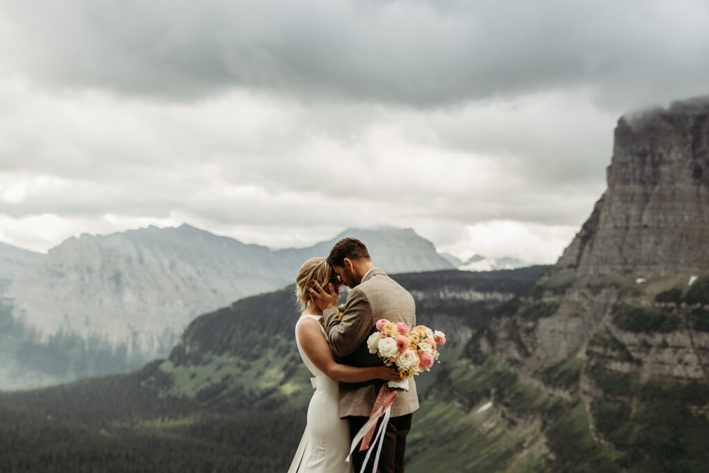 couple posing for elopement photos
