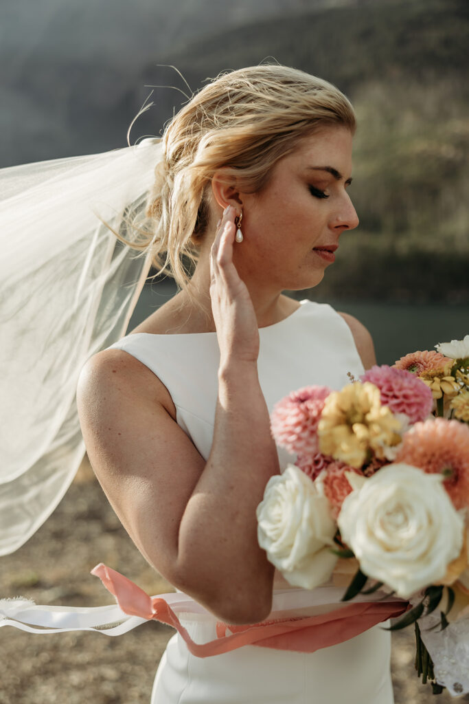 a romantic elopement photoshoot for couples
