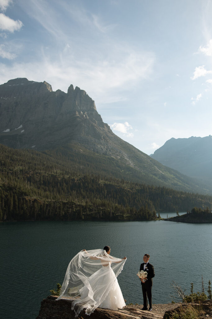 Bride and groom posing for romantic GNP elopement photos