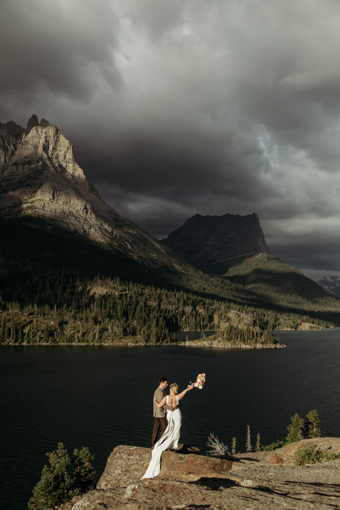 The Ultimate Glacier National Park Elopement Planning Checklist