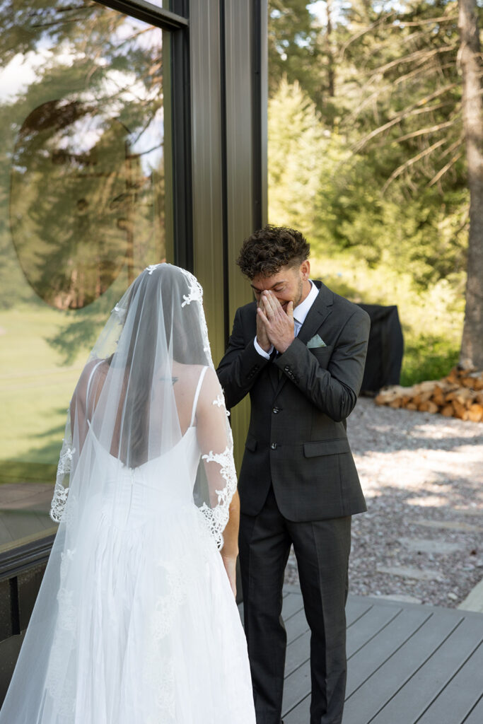 first look during a GNP Elopement