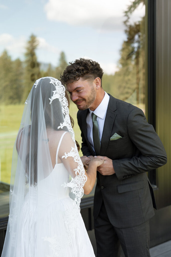 first look during a GNP Elopement